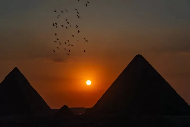 giza pyramids 6 Days Egypt Saudi Tour